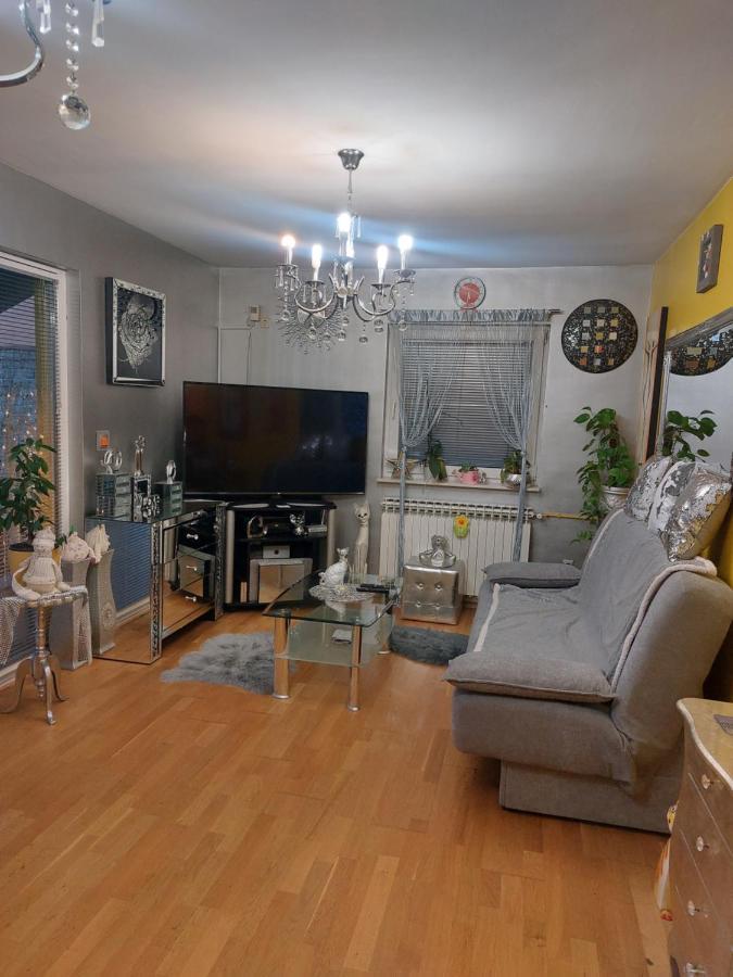 Queen House Apartman Загреб Екстериор снимка
